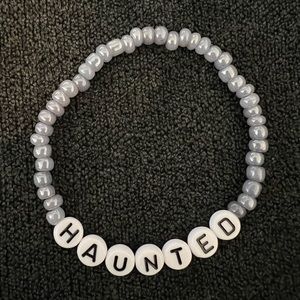 Taylor Swift Haunted friendship bracelet